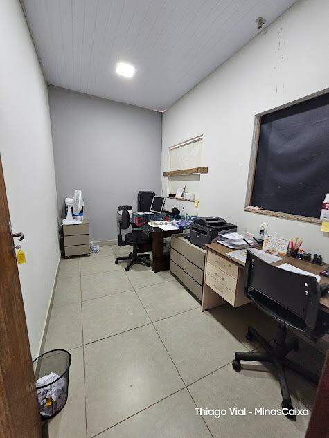 Sítio à venda com 5 quartos, 10000m² - Foto 16