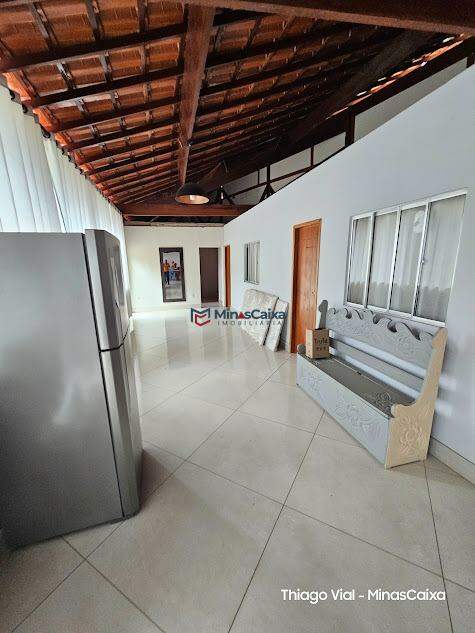Sítio à venda com 5 quartos, 10000m² - Foto 13