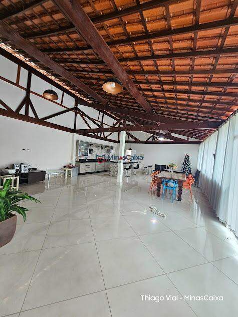 Sítio à venda com 5 quartos, 10000m² - Foto 11