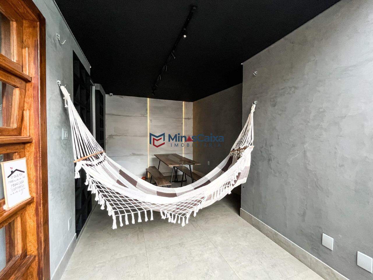 Casa à venda com 3 quartos, 200m² - Foto 20