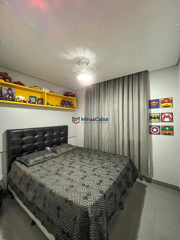 Casa à venda com 3 quartos, 200m² - Foto 13