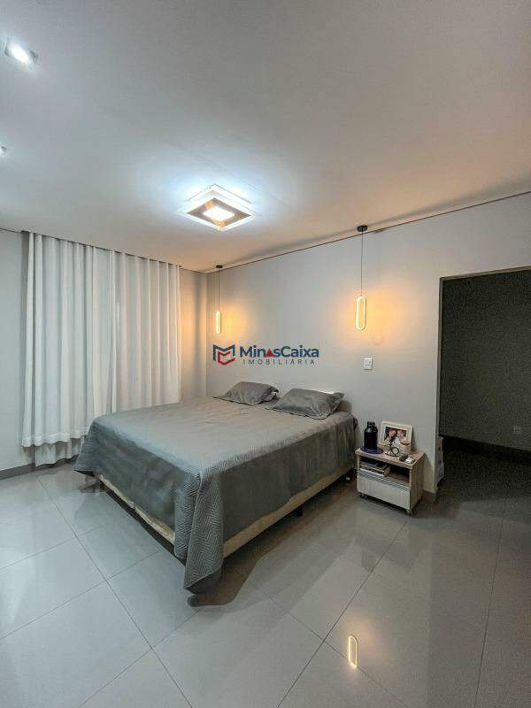 Casa à venda com 3 quartos, 200m² - Foto 7