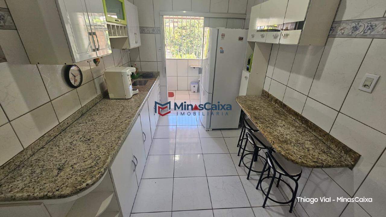 Casa à venda com 3 quartos, 188m² - Foto 7