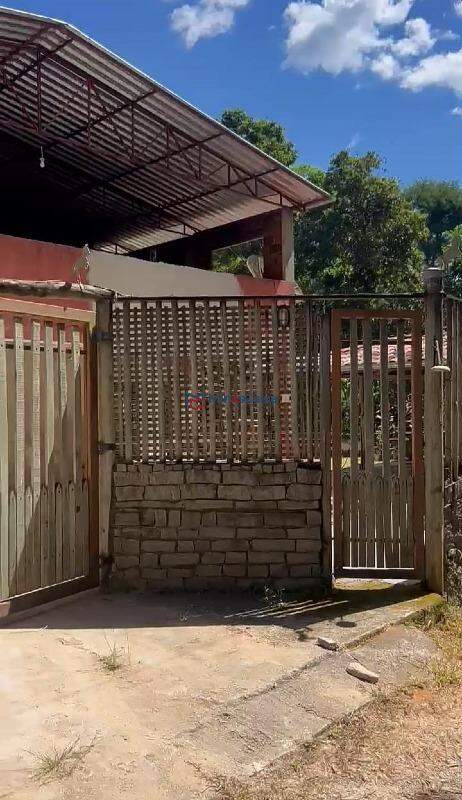 Chácara à venda com 1 quarto, 2000m² - Foto 2