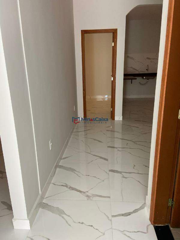 Casa à venda com 3 quartos, 288m² - Foto 6
