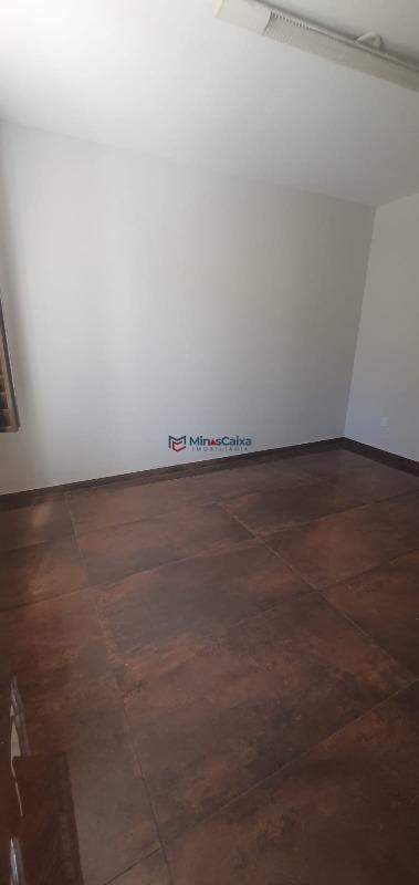 Casa à venda com 3 quartos, 200m² - Foto 5