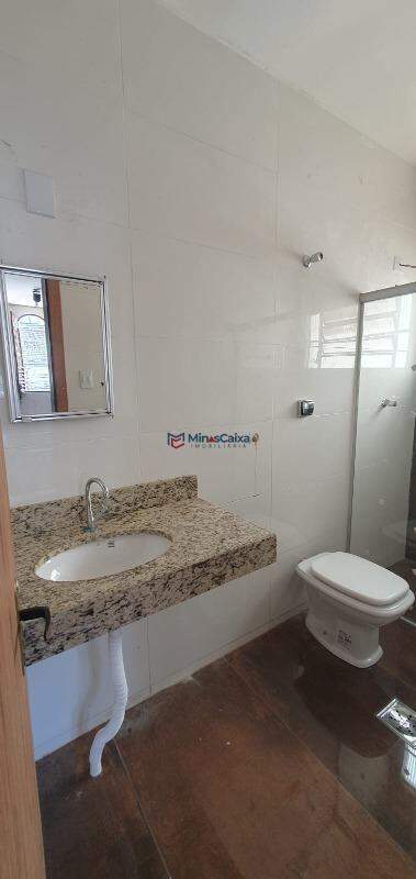 Casa à venda com 3 quartos, 200m² - Foto 15
