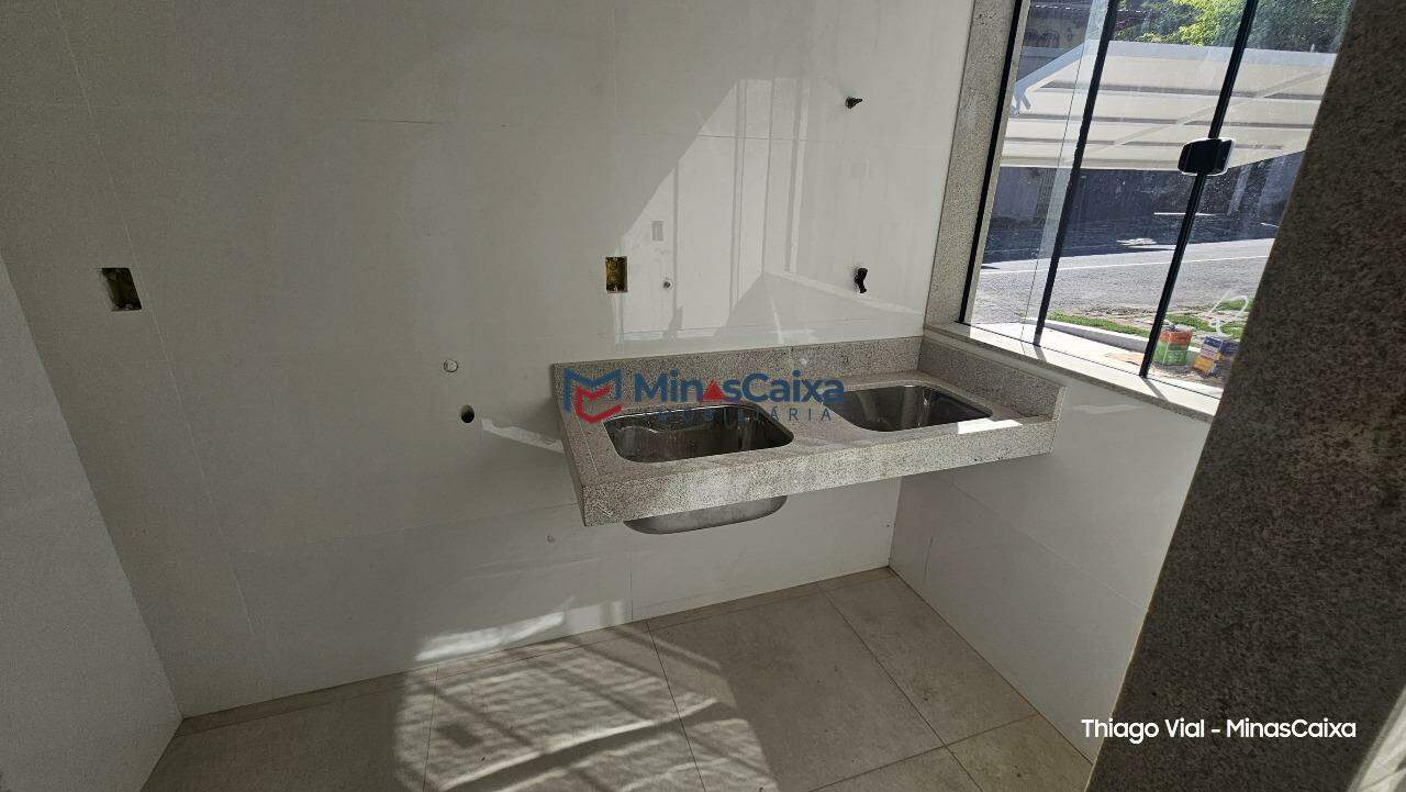 Casa à venda com 3 quartos, 160m² - Foto 8