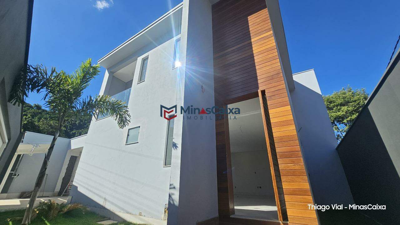 Casa à venda com 3 quartos, 160m² - Foto 2