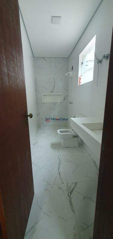 Casa para alugar com 4 quartos, 350m² - Foto 15