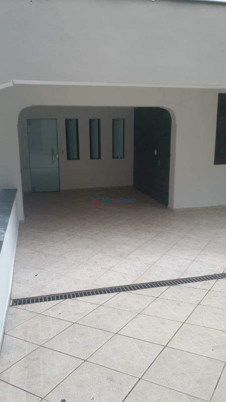 Casa para alugar com 5 quartos - Foto 2