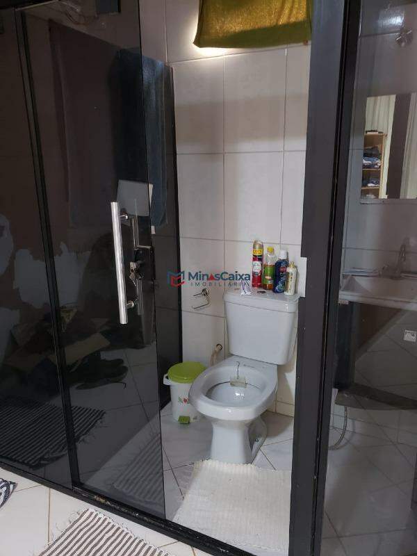Casa à venda com 5 quartos, 270m² - Foto 7