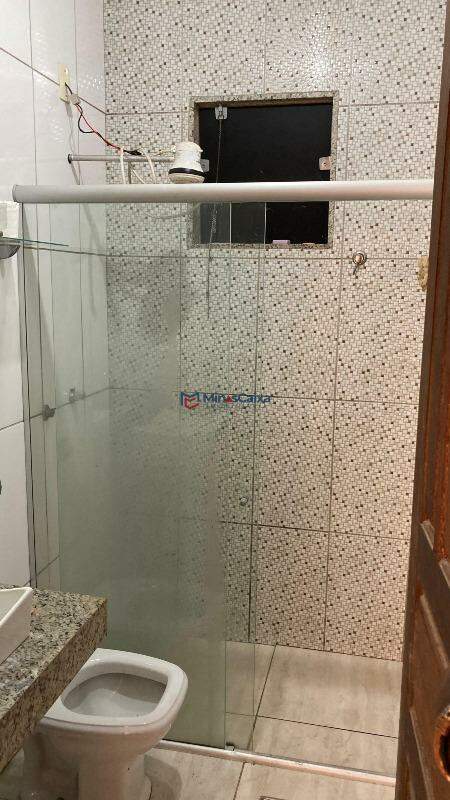 Casa à venda com 2 quartos, 120m² - Foto 4