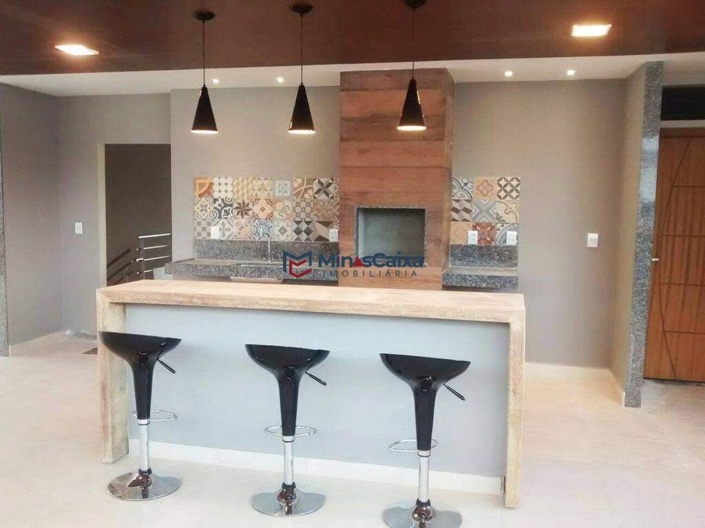 Apartamento à venda com 3 quartos, 170m² - Foto 1