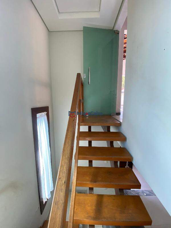 Casa à venda com 4 quartos, 250m² - Foto 9