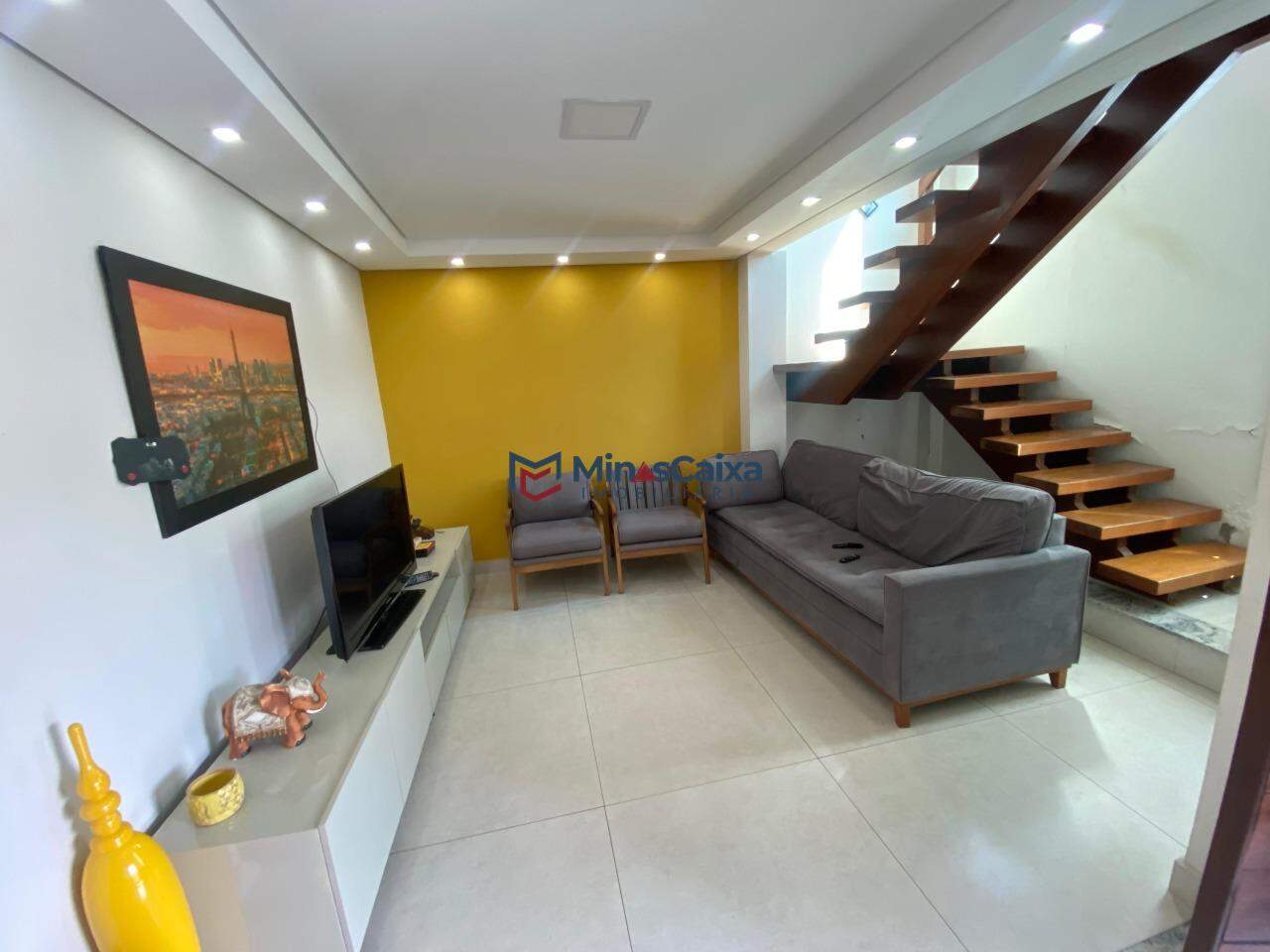Casa à venda com 4 quartos, 250m² - Foto 6