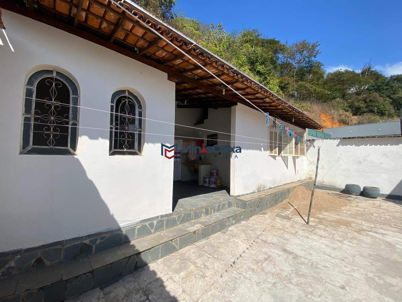 Casa à venda com 4 quartos, 250m² - Foto 22