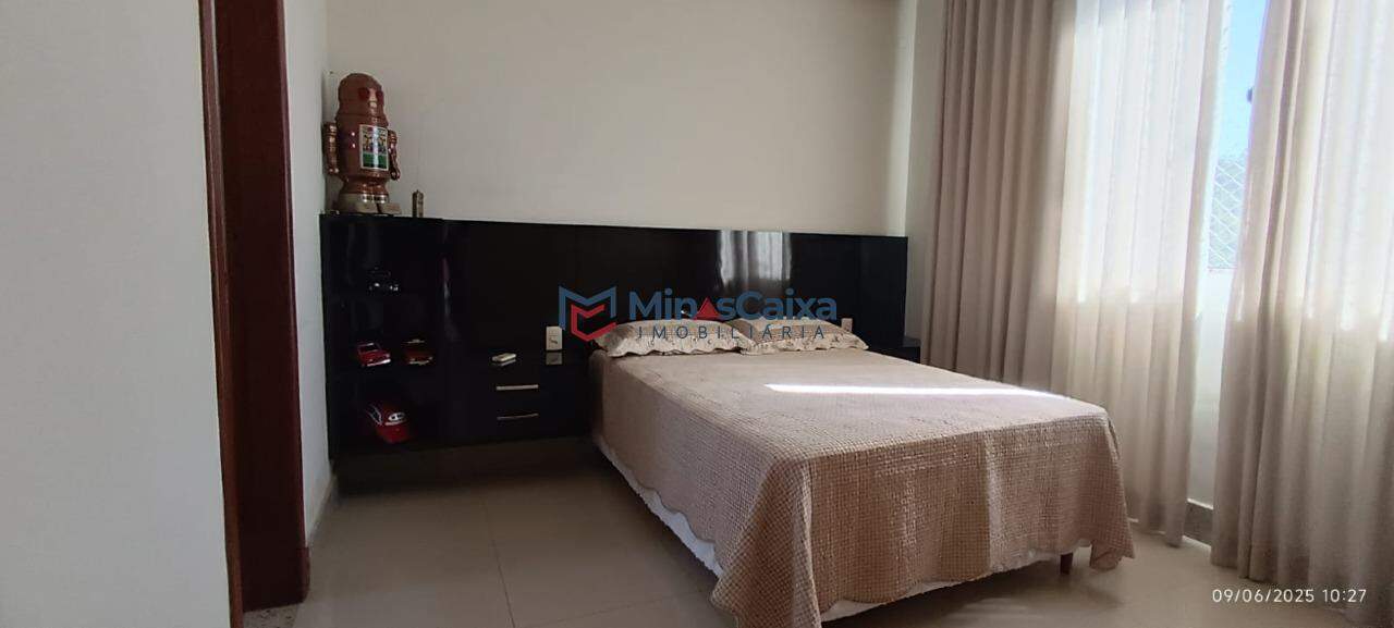 Cobertura à venda com 4 quartos, 280m² - Foto 15