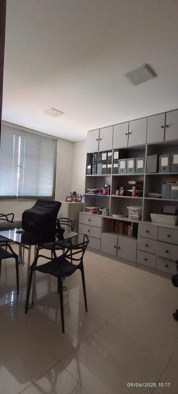 Cobertura à venda com 4 quartos, 280m² - Foto 8
