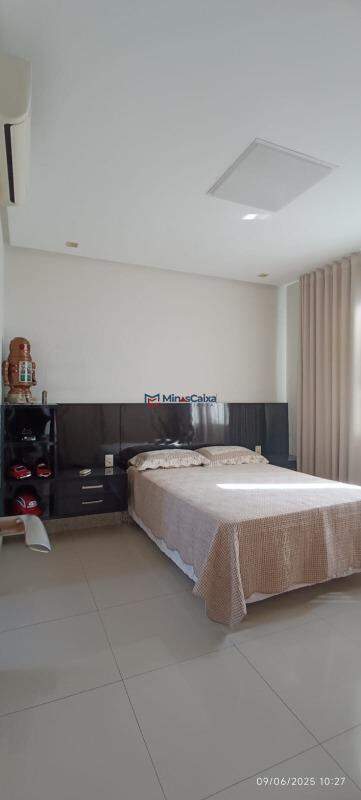 Cobertura à venda com 4 quartos, 280m² - Foto 13