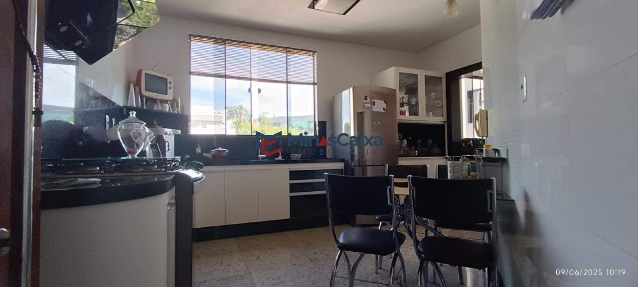 Cobertura à venda com 4 quartos, 280m² - Foto 6
