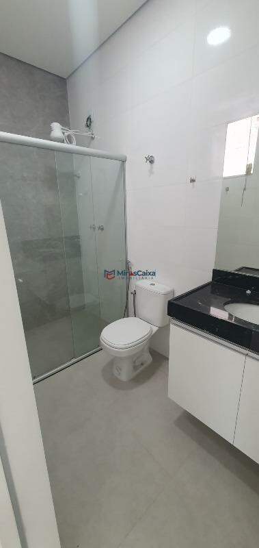 Casa para alugar com 3 quartos, 120m² - Foto 13