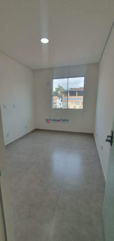 Casa para alugar com 3 quartos, 120m² - Foto 11