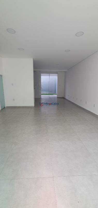 Casa para alugar com 3 quartos, 120m² - Foto 4