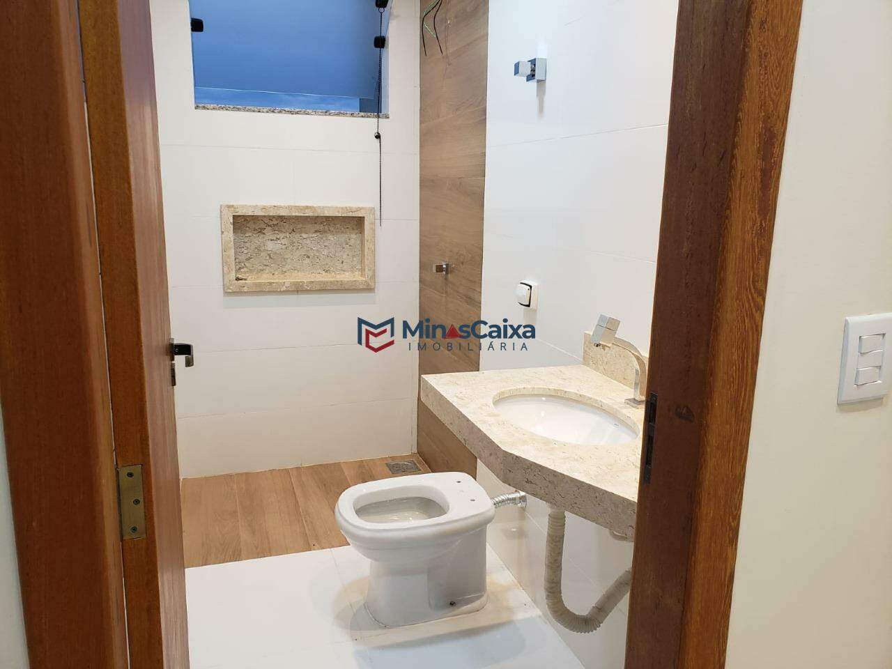 Casa à venda com 3 quartos, 112m² - Foto 5