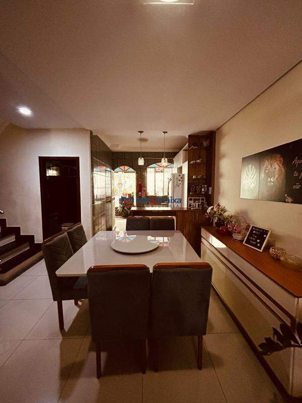 Casa à venda com 4 quartos, 150m² - Foto 5
