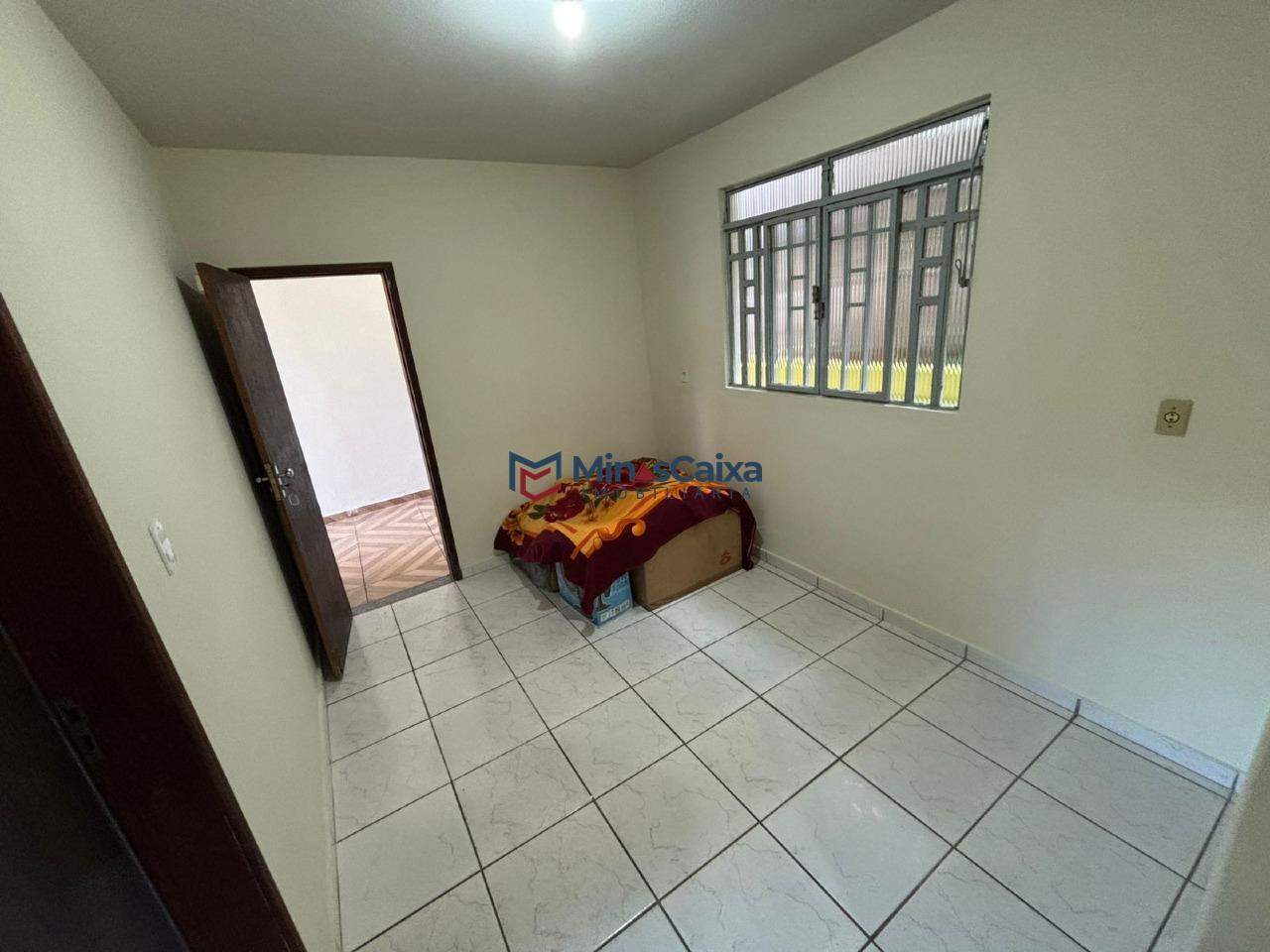 Casa à venda com 4 quartos, 385m² - Foto 17
