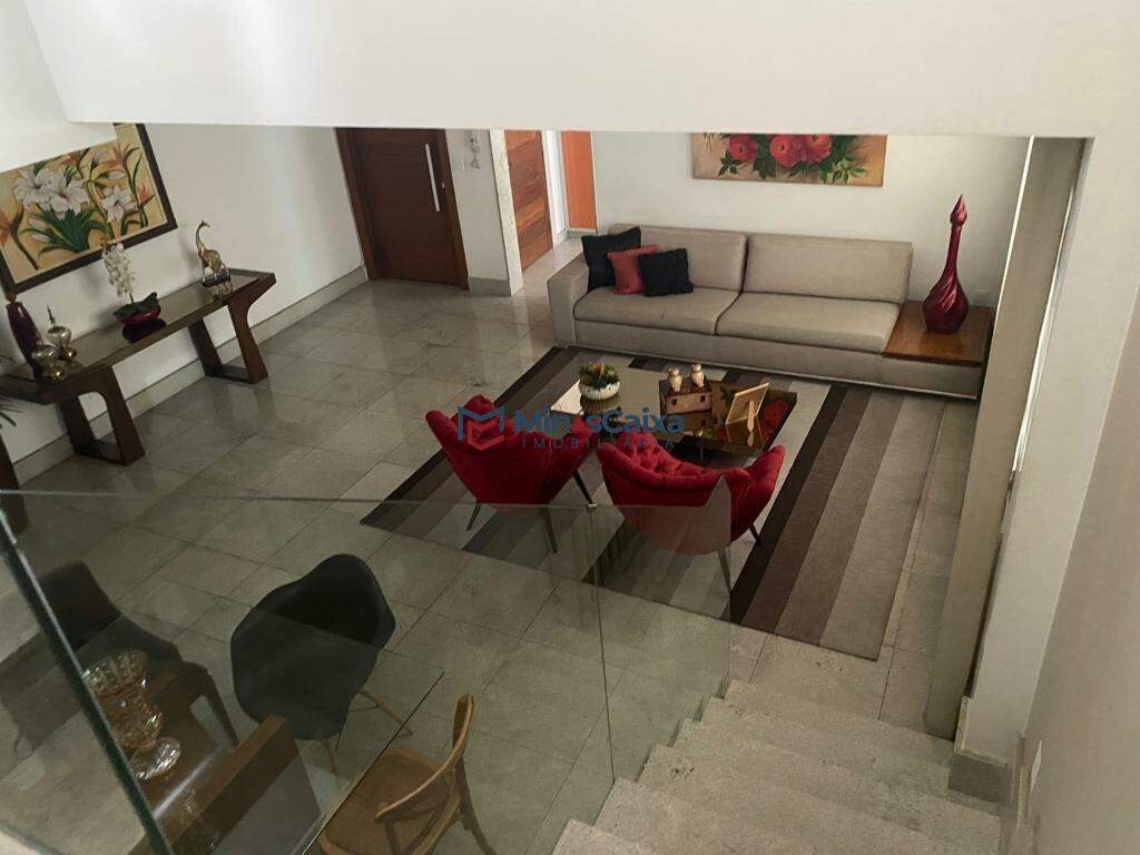 Apartamento à venda com 4 quartos, 150m² - Foto 2