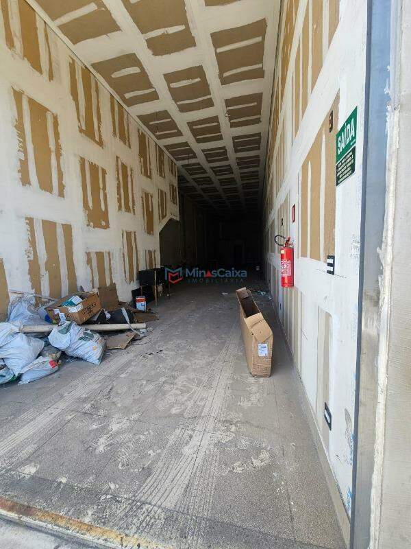 Loja-Salão para alugar, 160m² - Foto 2