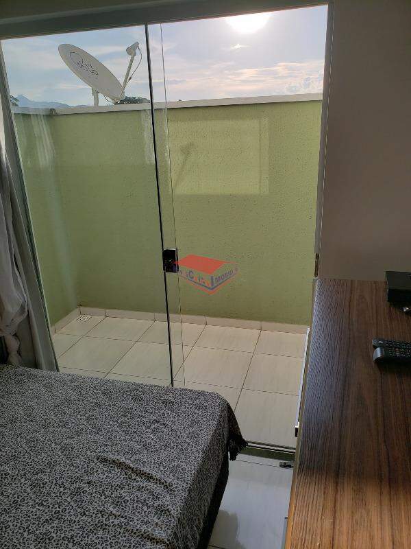 Apartamento à venda com 2 quartos, 66m² - Foto 25