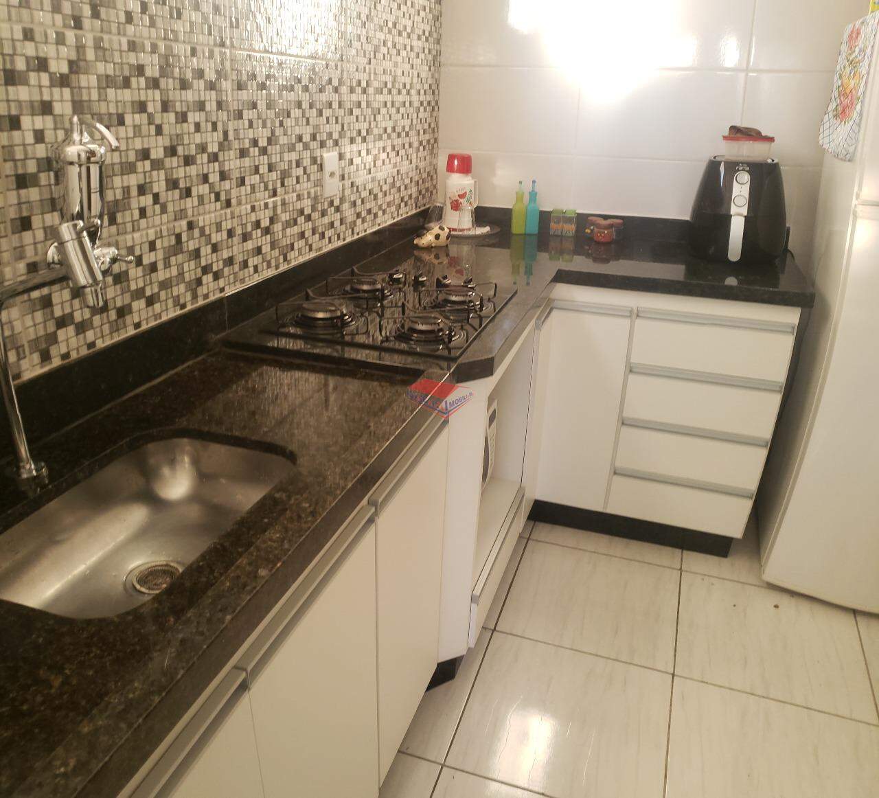 Apartamento à venda com 2 quartos, 66m² - Foto 6