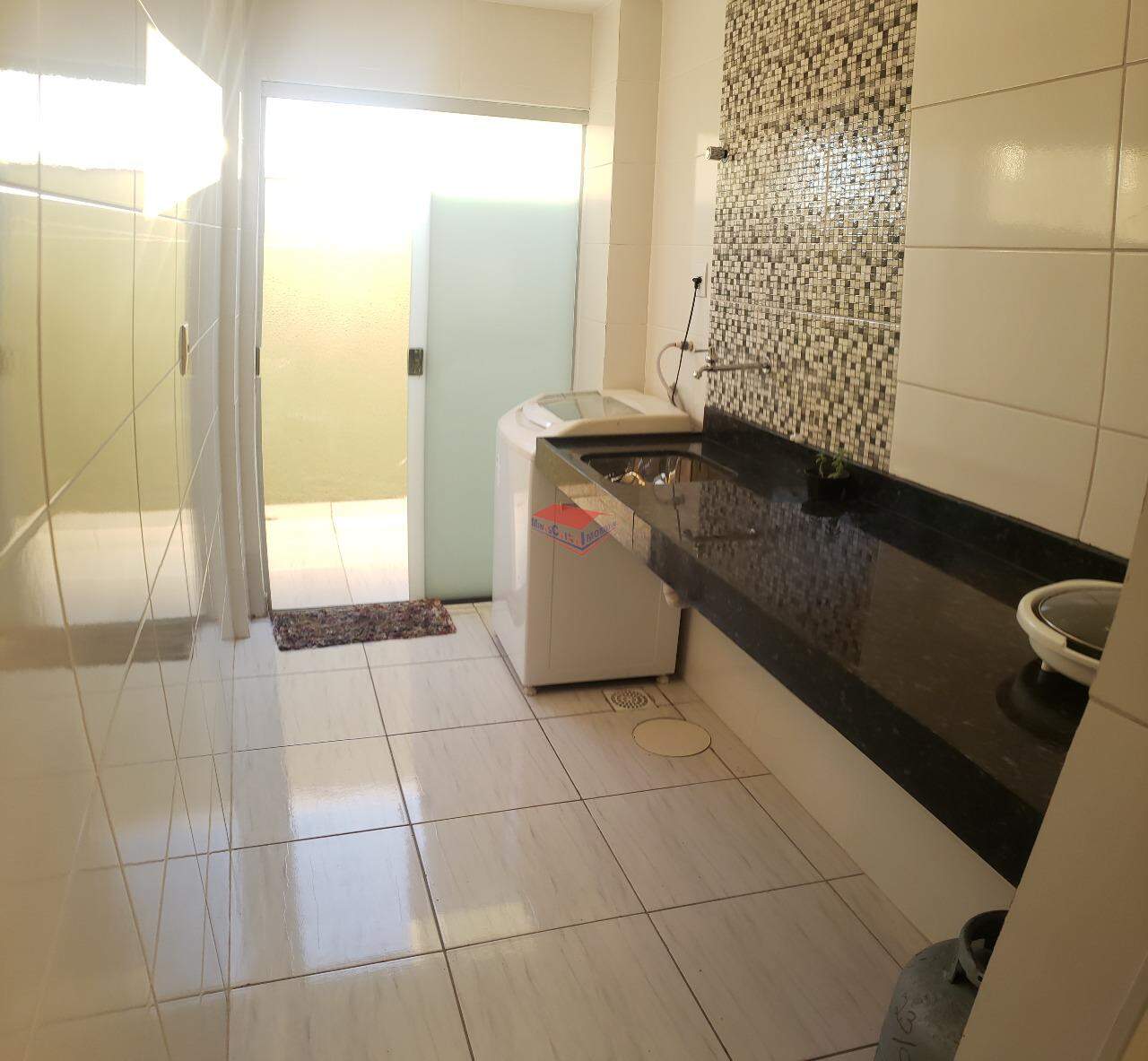 Apartamento à venda com 2 quartos, 66m² - Foto 11