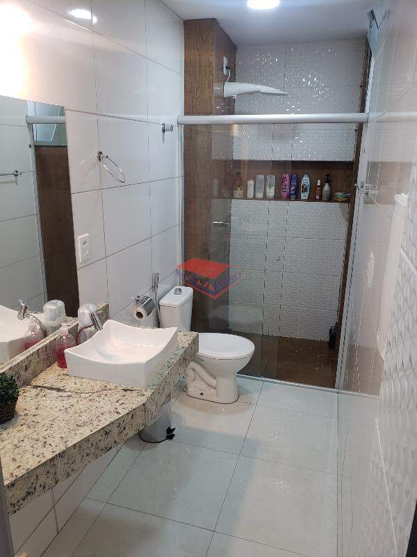 Apartamento à venda com 2 quartos, 66m² - Foto 16