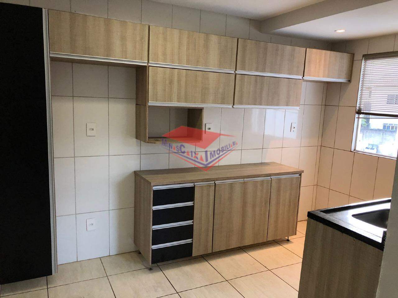 Casa à venda com 3 quartos, 96m² - Foto 12