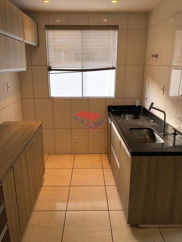 Casa à venda com 3 quartos, 96m² - Foto 10