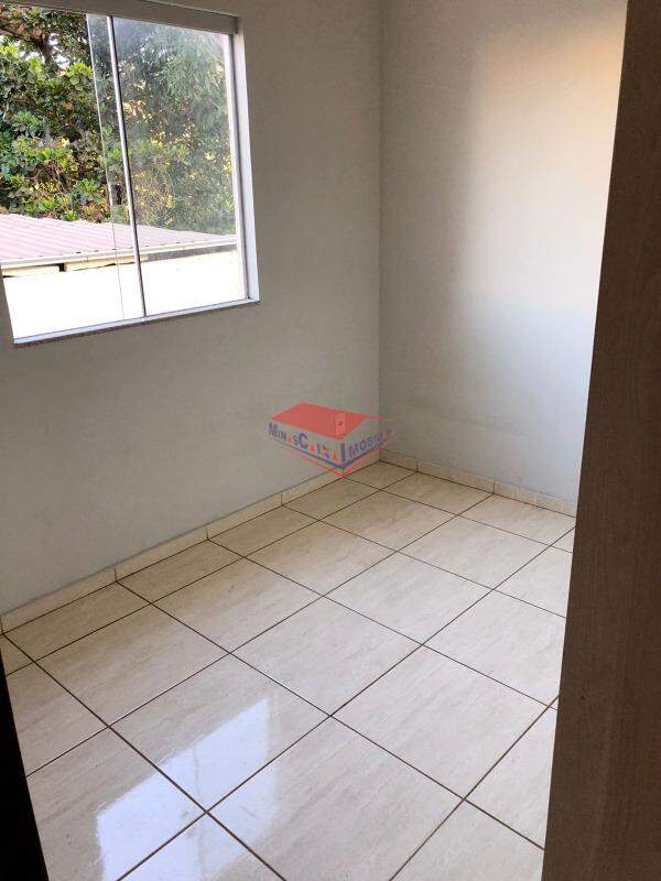 Casa à venda com 3 quartos, 96m² - Foto 16