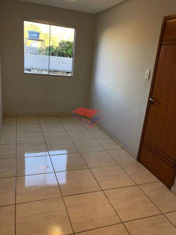 Casa à venda com 3 quartos, 96m² - Foto 6