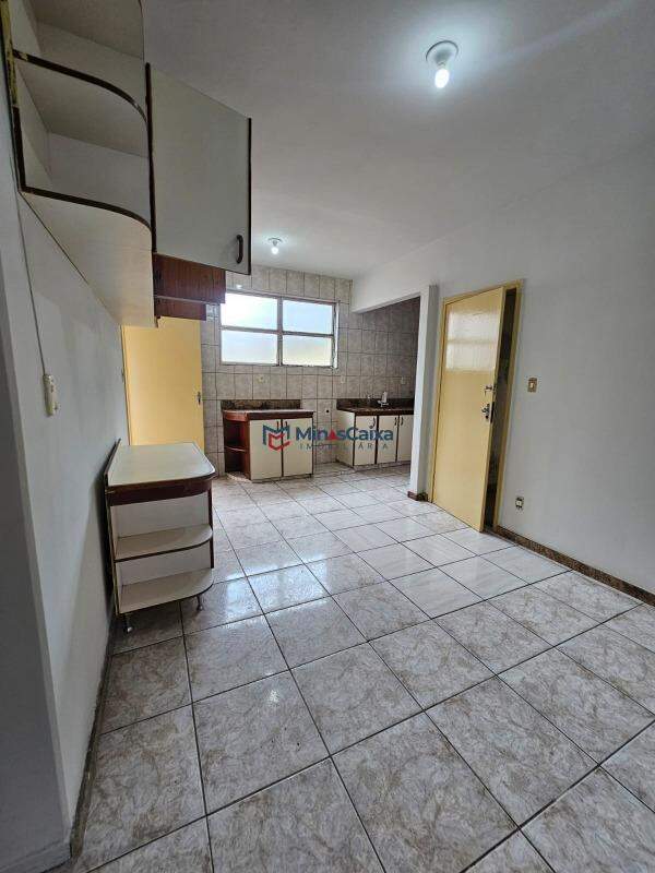 Apartamento, 3 quartos, 90 m² - Foto 2