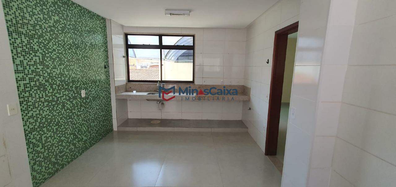 Apartamento, 3 quartos, 120 m² - Foto 1