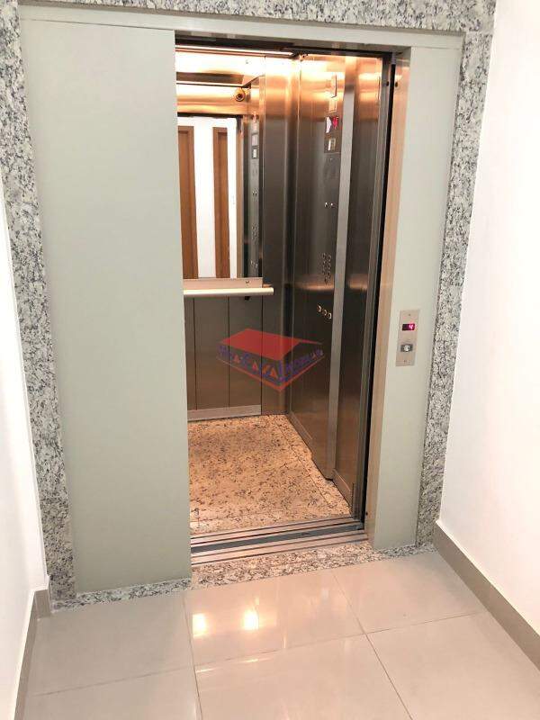 Apartamento à venda com 3 quartos, 107m² - Foto 4