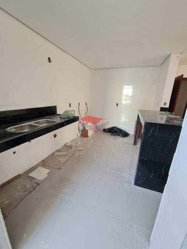 Apartamento à venda com 3 quartos, 133m² - Foto 12