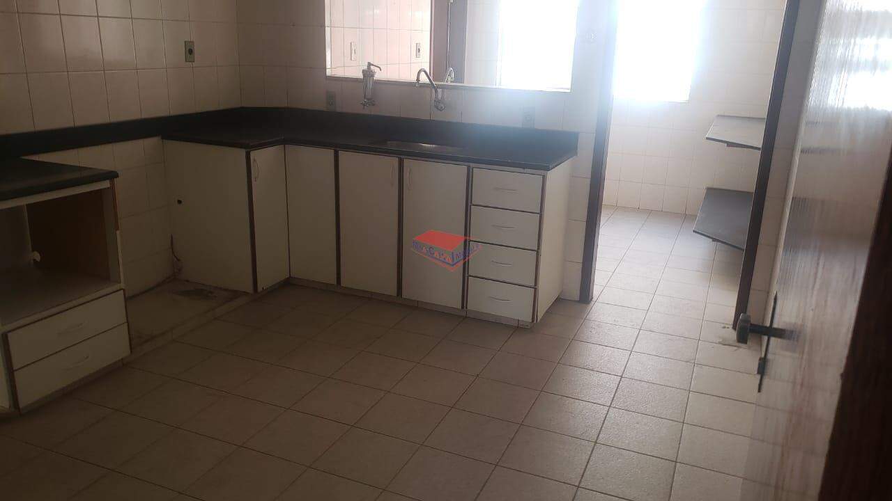 Cobertura à venda com 4 quartos, 173m² - Foto 8