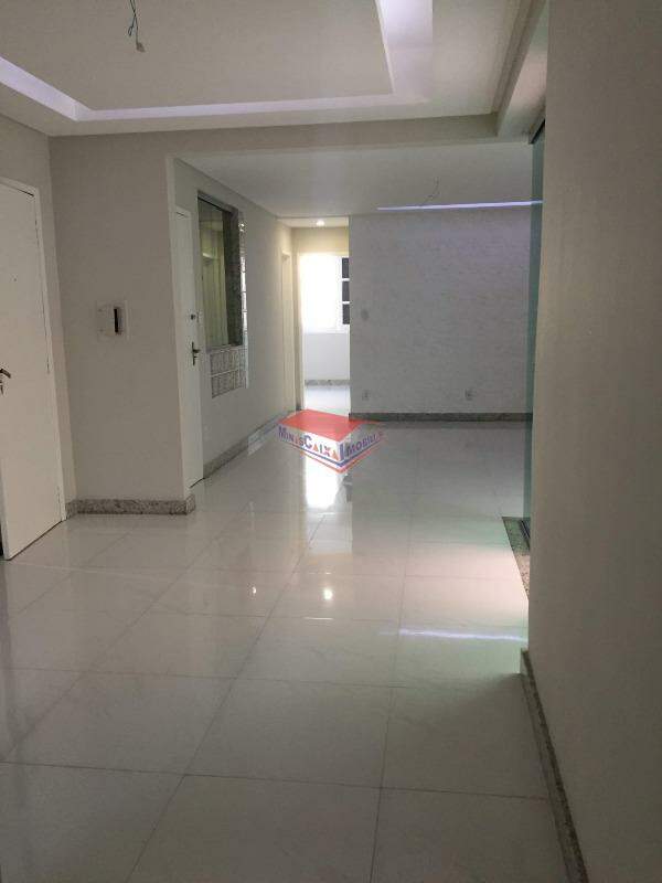 Apartamento à venda com 3 quartos, 98m² - Foto 2