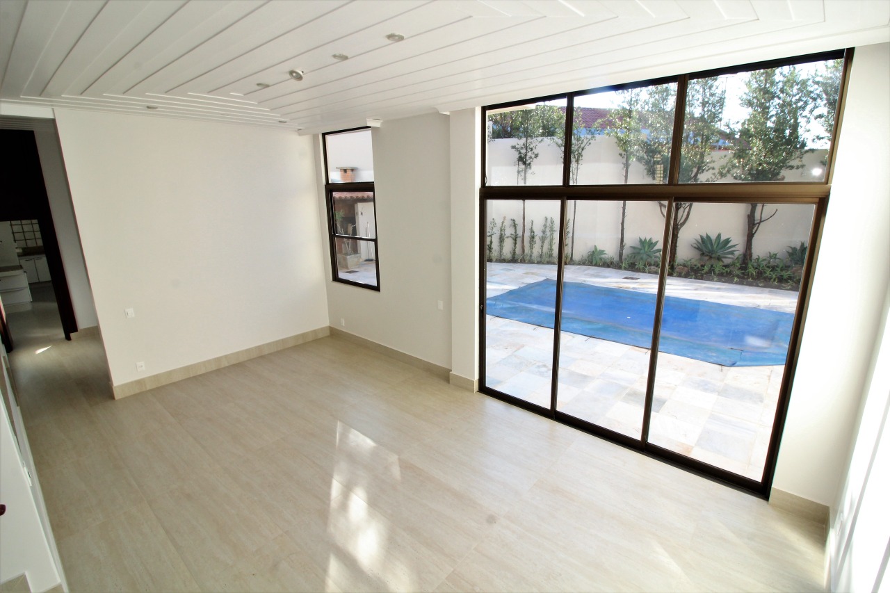 (1150) à venda - Casa com 5 quartos, 4 vagas, no Belvedere : 