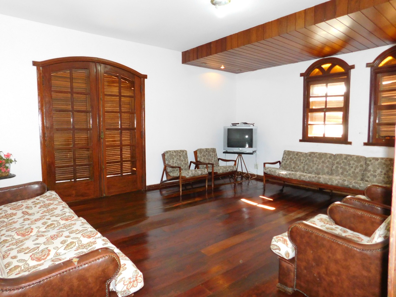 (14580) à venda - Casa com 6 quartos, 4 vagas, no Mangabeiras : 