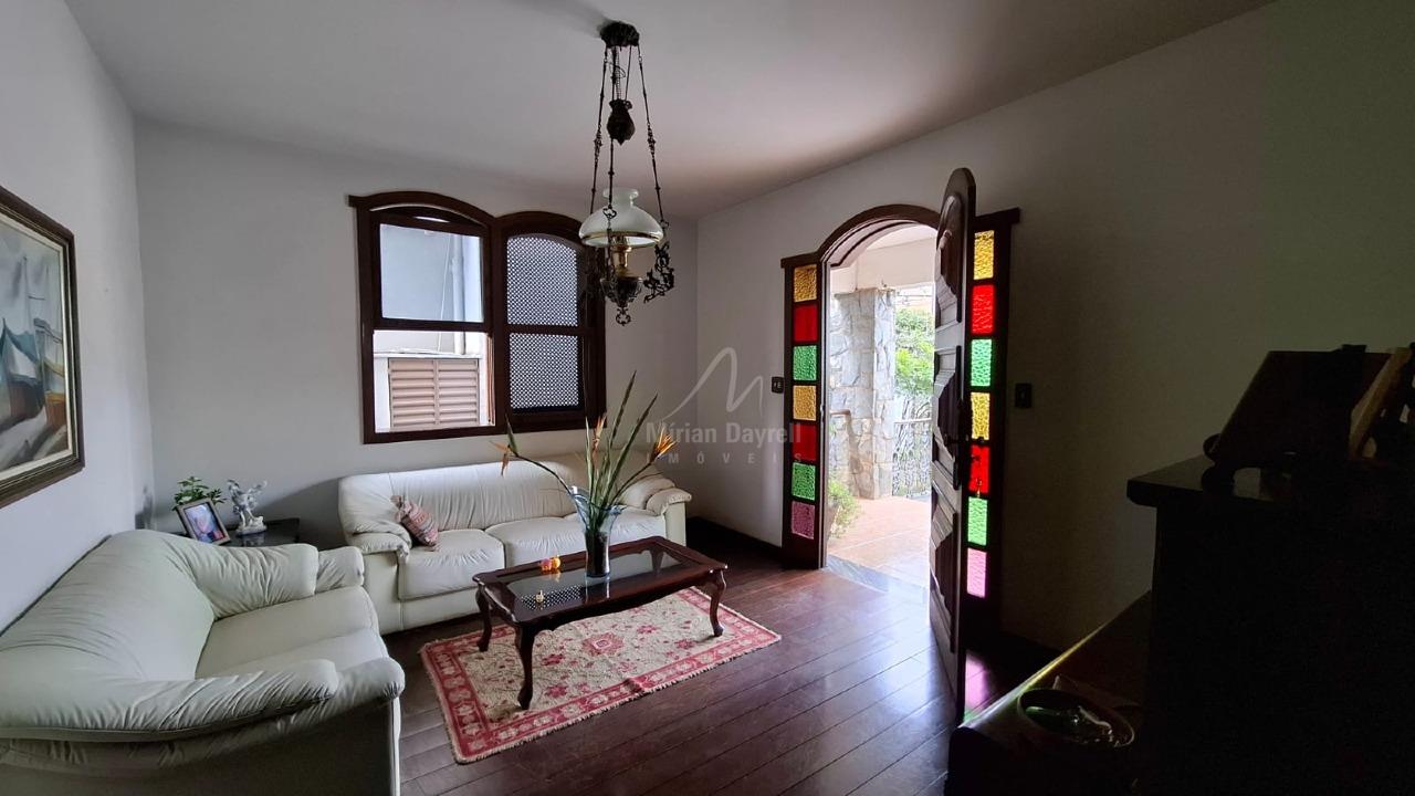 (15487) à venda - Casa com 6 quartos, 4 vagas, no Santa Tereza : 